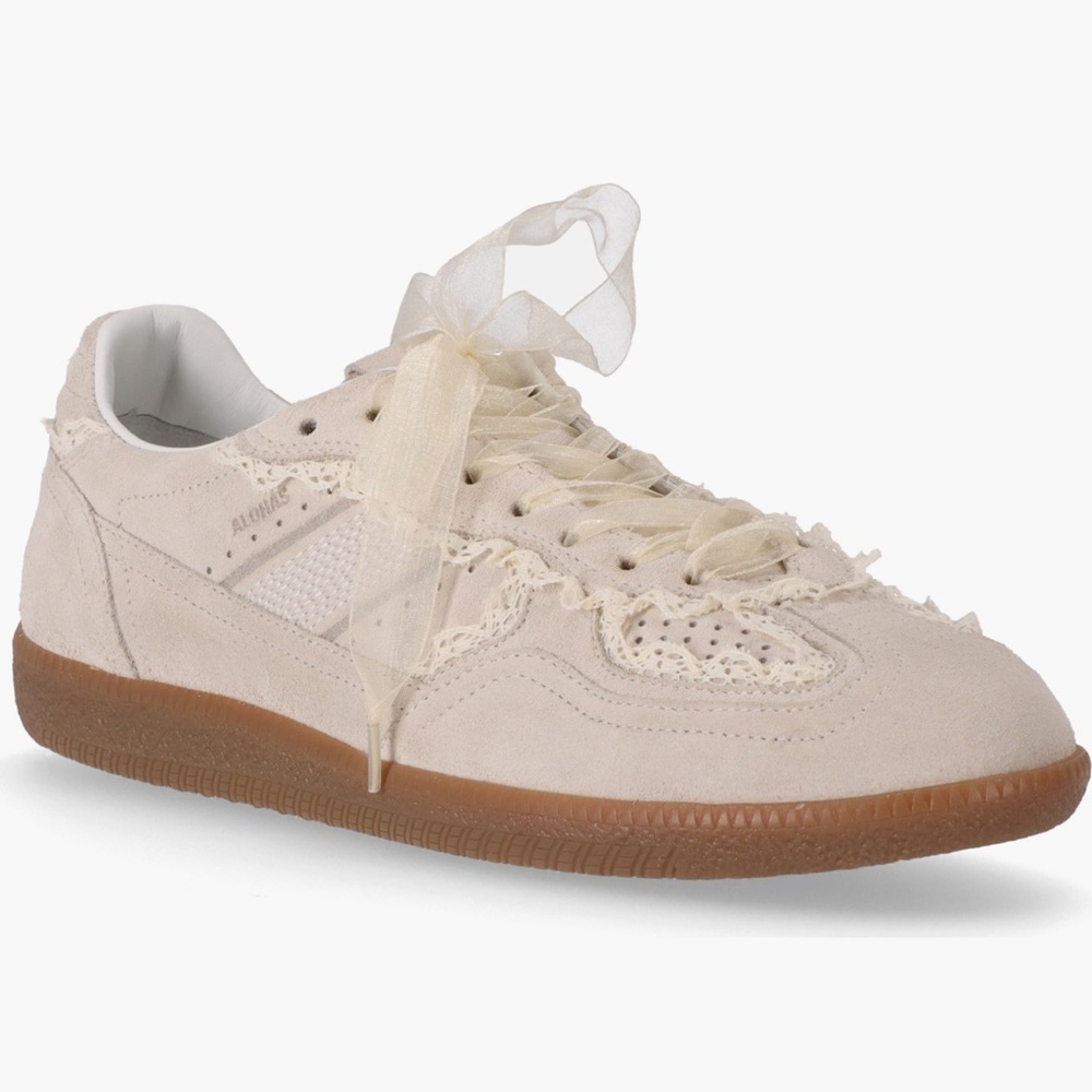 ALOHAS Tb.490 Crochet Trim Sneaker | Size 6.5